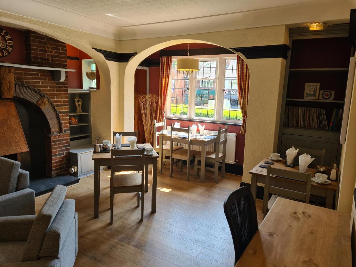 Tudor Lodge Hotel ノッティンガム エクステリア 写真