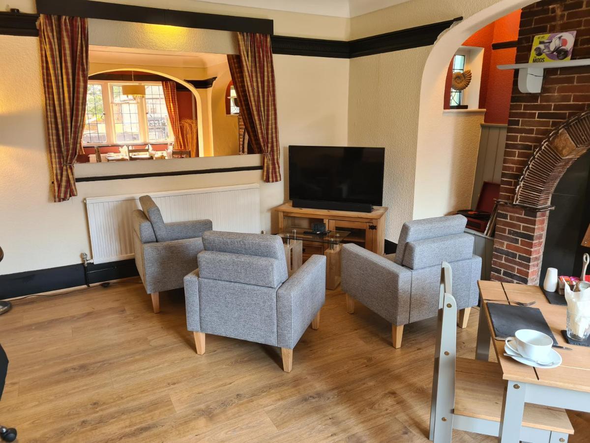 Tudor Lodge Hotel ノッティンガム エクステリア 写真