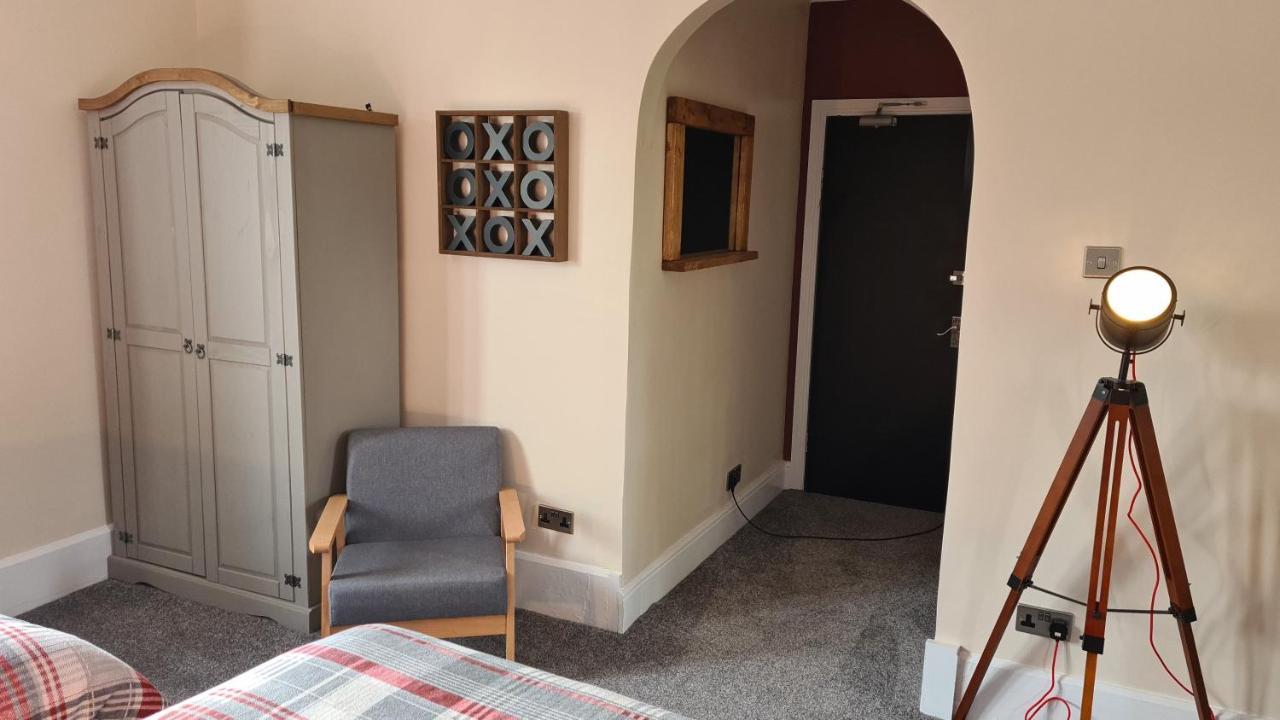 Tudor Lodge Hotel ノッティンガム エクステリア 写真